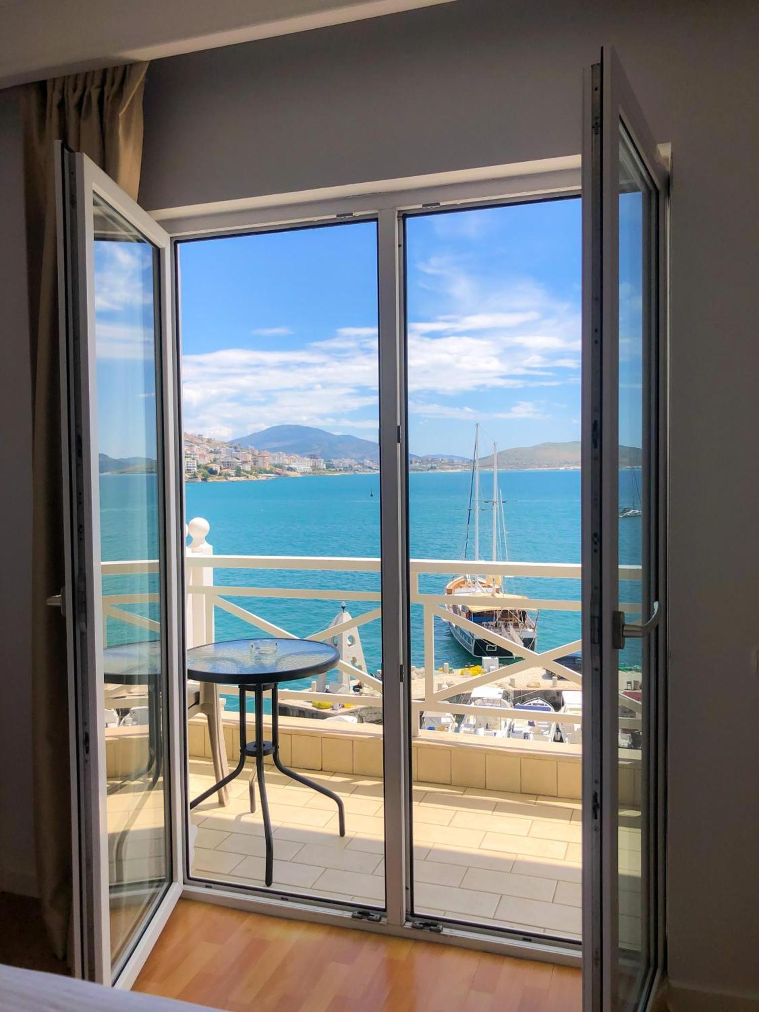 Sun N Blue Hotel Sarande Ngoại thất bức ảnh